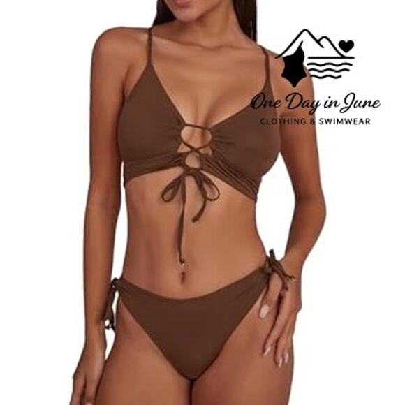 CHYRII Strappy Keyhooe Tie Side Bikini Swimsuit Size L - Picture 1 of 5